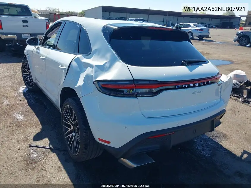 2022 Porsche Macan VIN: WP1AA2A52NLB07921 Lot: 45597201