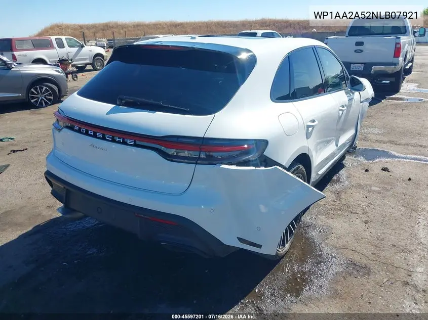 2022 Porsche Macan VIN: WP1AA2A52NLB07921 Lot: 45597201