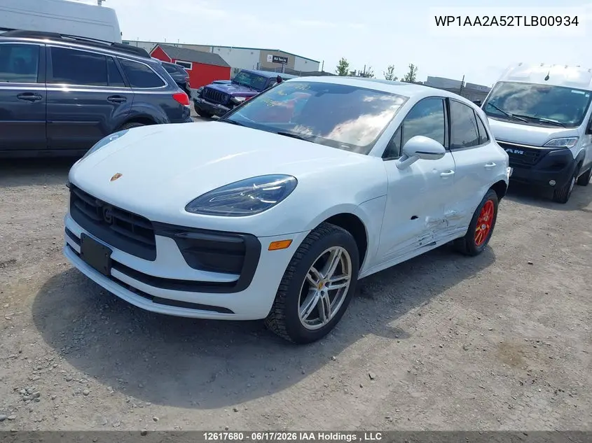 2026 Porsche Macan T VIN: WP1AA2A52TLB00934 Lot: 12617680