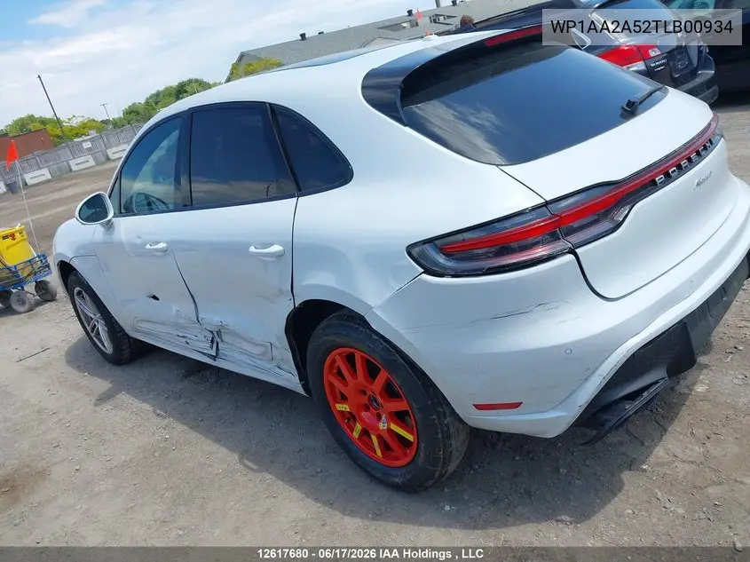 2026 Porsche Macan T VIN: WP1AA2A52TLB00934 Lot: 12617680