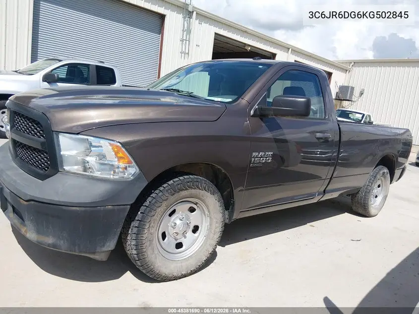 2019 Ram 1500 Classic Tradesman 4X2 8' Box VIN: 3C6JR6DG6KG502845 Lot: 45381690