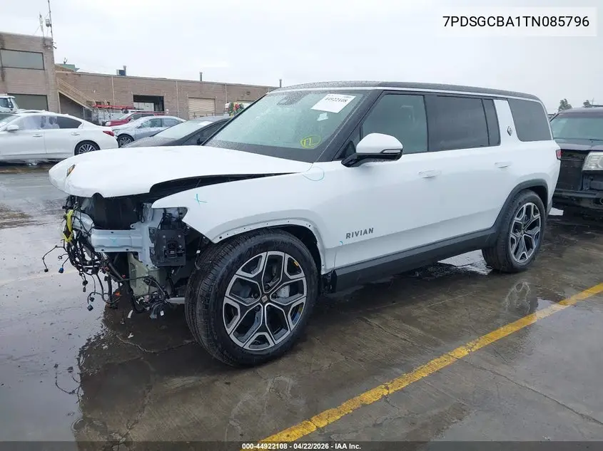 2026 Rivian R1S Dual Motor Max Pack/Performance Dual Motor Max Pack VIN: 7PDSGCBA1TN085796 Lot: 44922108