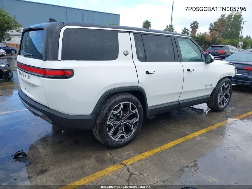 2026 Rivian R1S Dual Motor Max Pack/Performance Dual Motor Max Pack VIN: 7PDSGCBA1TN085796 Lot: 44922108