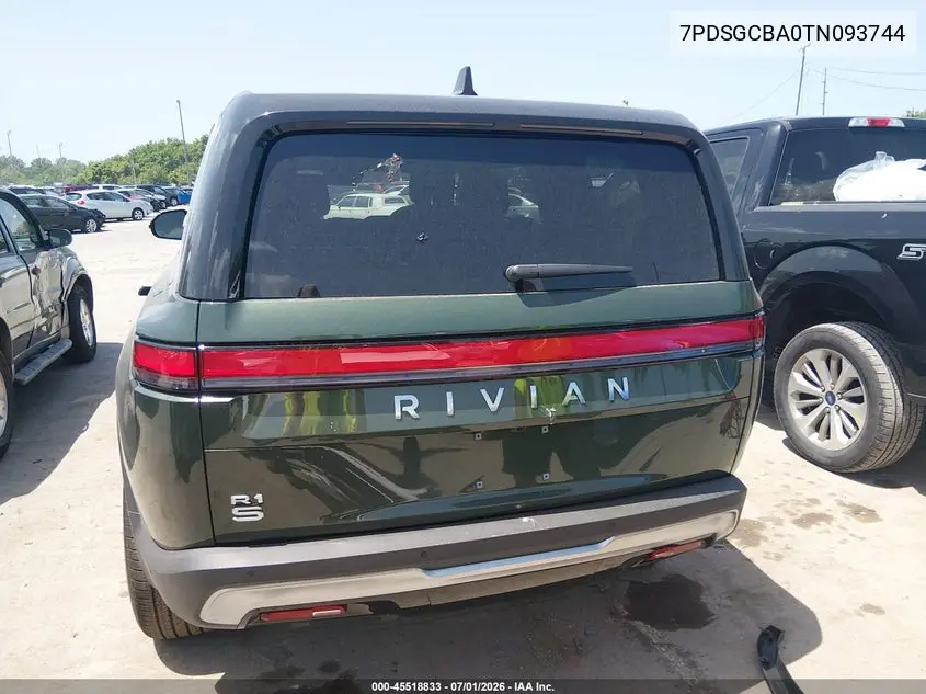 2026 Rivian R1S Dual Motor Max Pack/Performance Dual Motor Max Pack VIN: 7PDSGCBA0TN093744 Lot: 45518833