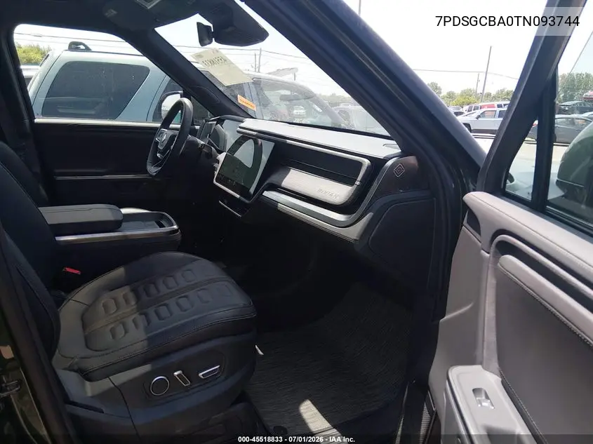 2026 Rivian R1S Dual Motor Max Pack/Performance Dual Motor Max Pack VIN: 7PDSGCBA0TN093744 Lot: 45518833