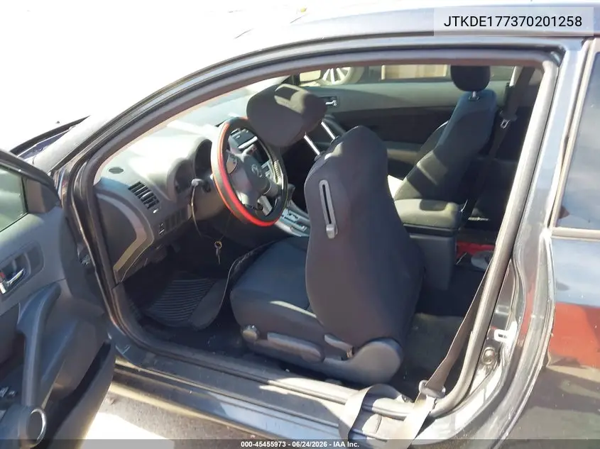 2007 Scion Tc VIN: JTKDE177370201258 Lot: 45455973