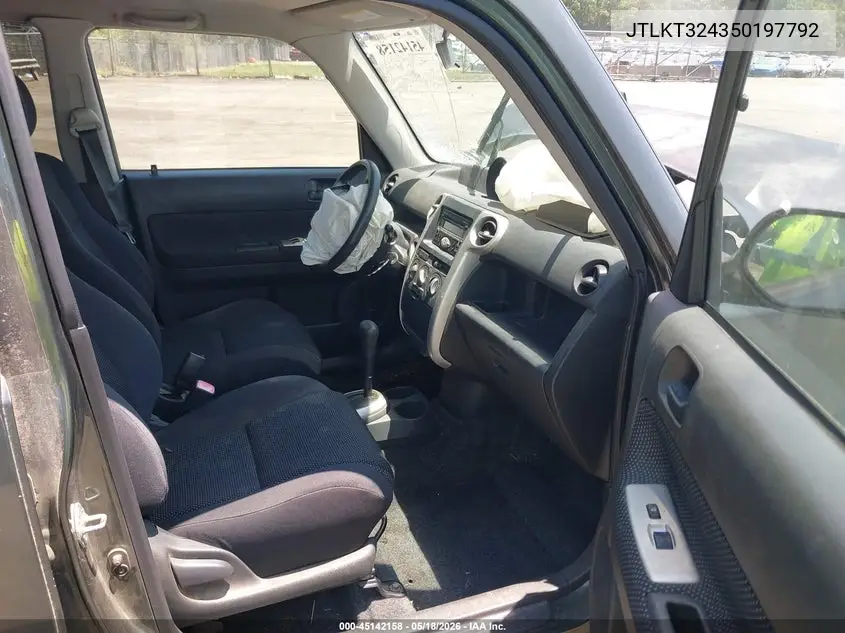 2005 Scion Xb VIN: JTLKT324350197792 Lot: 45142158