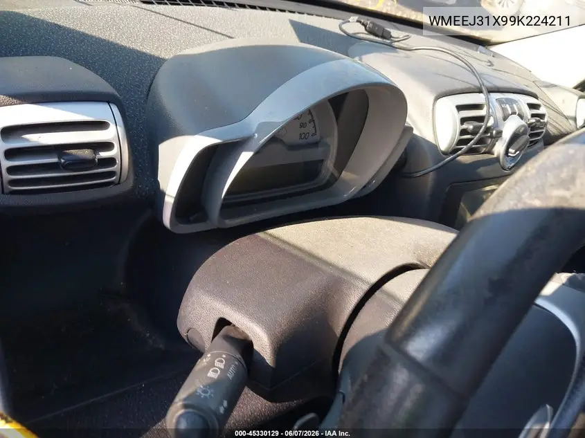 2009 Smart Fortwo Brabus/Passion/Pure VIN: WMEEJ31X99K224211 Lot: 45330129