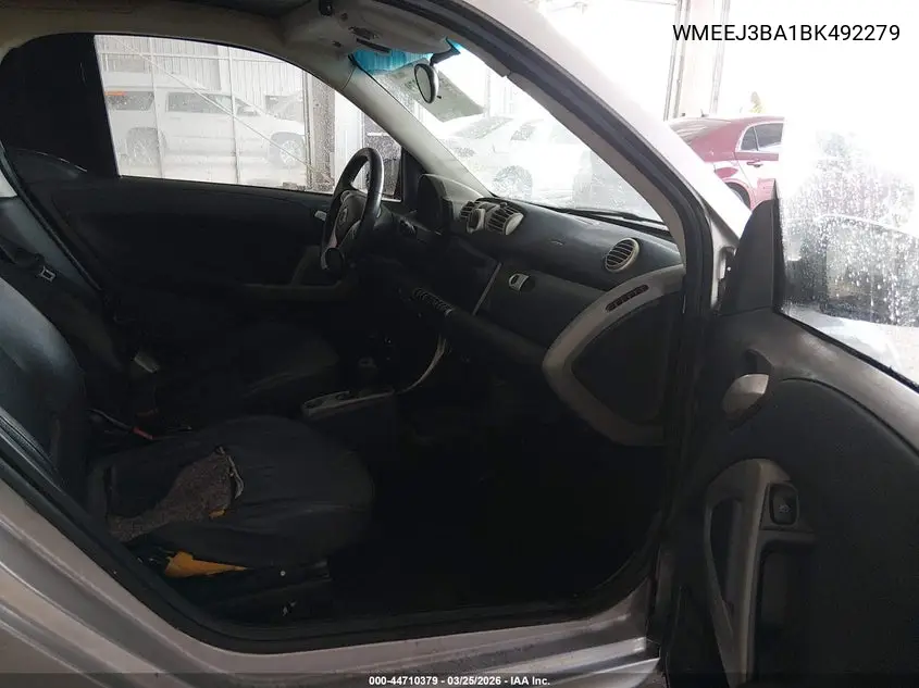 2011 Smart Fortwo Passion/Pure VIN: WMEEJ3BA1BK492279 Lot: 44710379