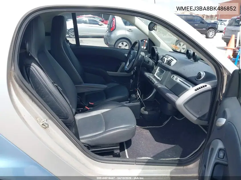 2011 Smart Fortwo Passion/Pure VIN: WMEEJ3BA8BK486852 Lot: 44816447