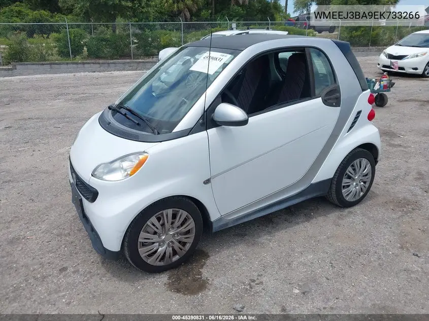2014 Smart Fortwo Pure VIN: WMEEJ3BA9EK733266 Lot: 45390831