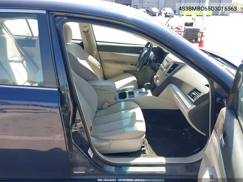 2013 Subaru Legacy 2.5I Premium VIN: 4S3BMBC65D3016563 Lot: 45244453
