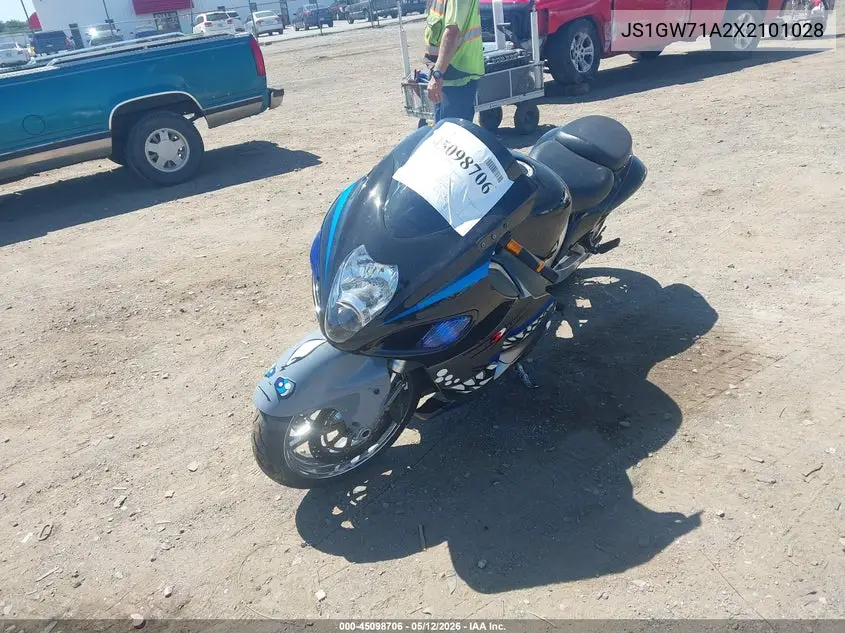 1999 Suzuki Gsx1300 R VIN: JS1GW71A2X2101028 Lot: 45098706