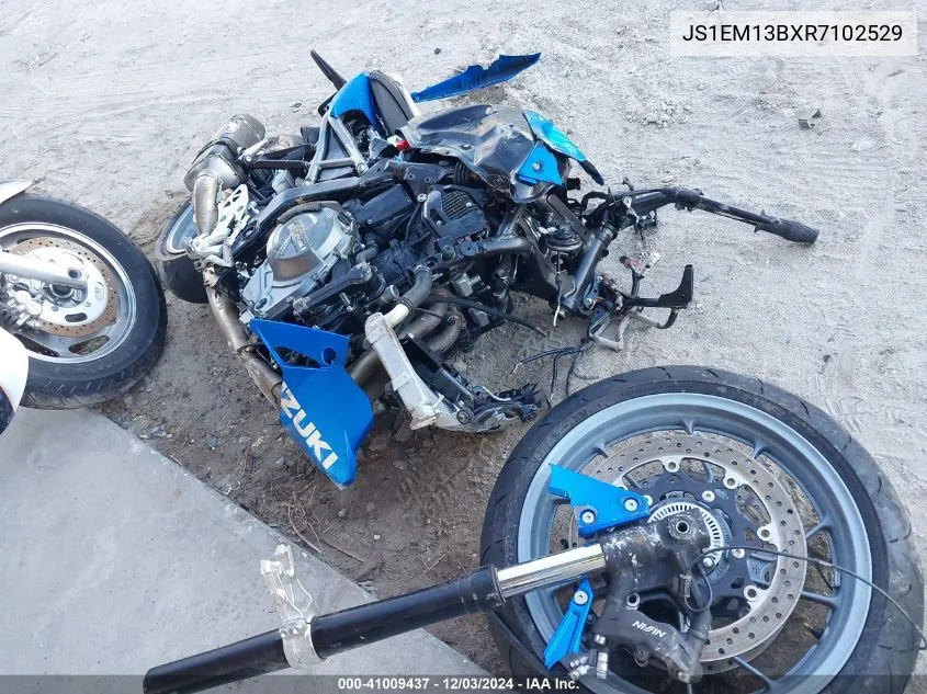 2024 Suzuki Gsx800 F VIN: JS1EM13BXR7102529 Lot: 41009437