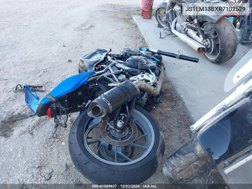 2024 Suzuki Gsx800 F VIN: JS1EM13BXR7102529 Lot: 41009437