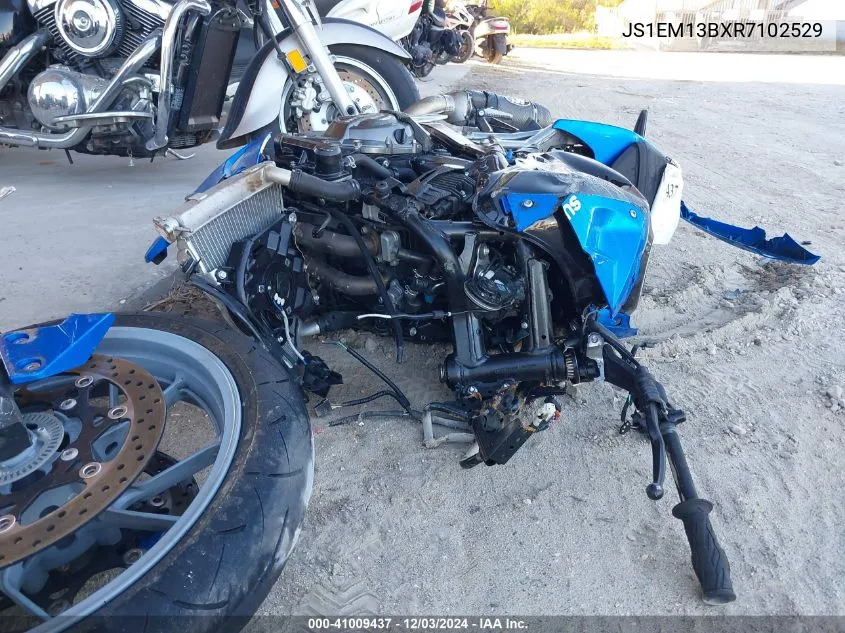 2024 Suzuki Gsx800 F VIN: JS1EM13BXR7102529 Lot: 41009437