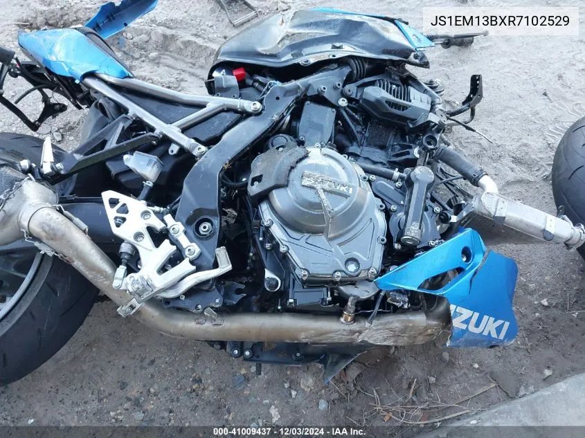 2024 Suzuki Gsx800 F VIN: JS1EM13BXR7102529 Lot: 41009437