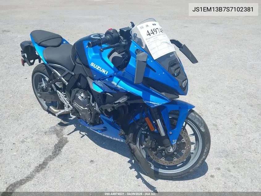 2025 Suzuki Gsx800 F VIN: JS1EM13B7S7102381 Lot: 44974531