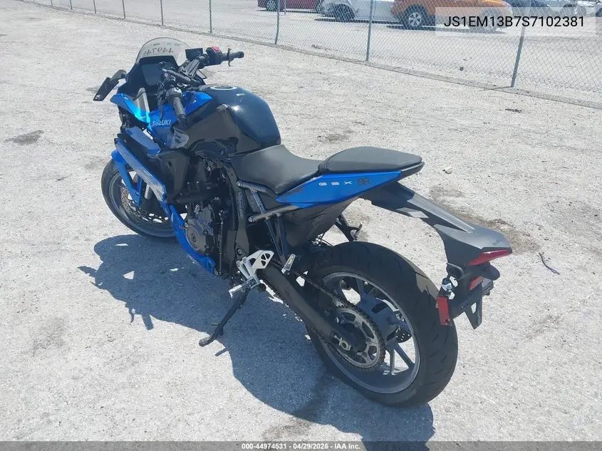 2025 Suzuki Gsx800 F VIN: JS1EM13B7S7102381 Lot: 44974531