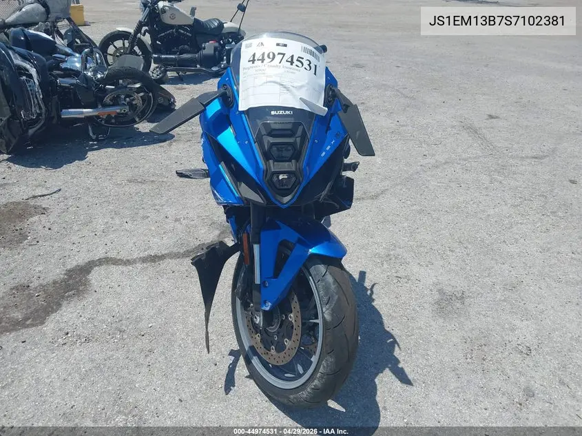 2025 Suzuki Gsx800 F VIN: JS1EM13B7S7102381 Lot: 44974531