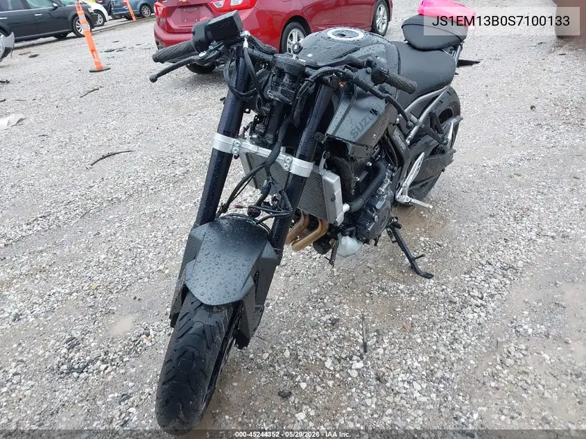 2025 Suzuki Gsx800 F VIN: JS1EM13B0S7100133 Lot: 45244352
