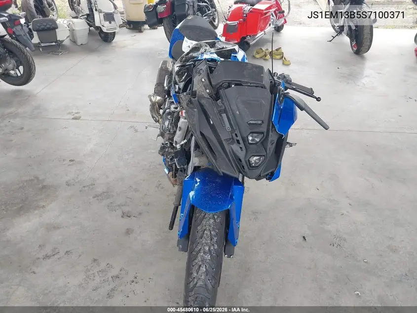 2025 Suzuki Gsx800 F VIN: JS1EM13B5S7100371 Lot: 45480610