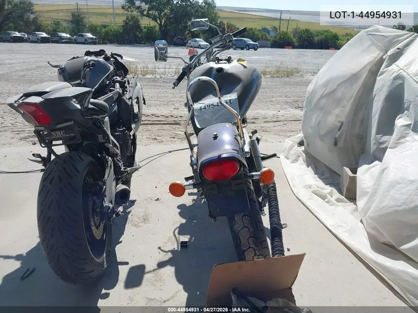 JS1VS53A522103062 2002 Suzuki Vz800