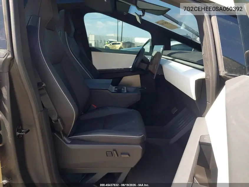 2025 Tesla Cybertruck VIN: 7G2CEHEE0SA060392 Lot: 45437832