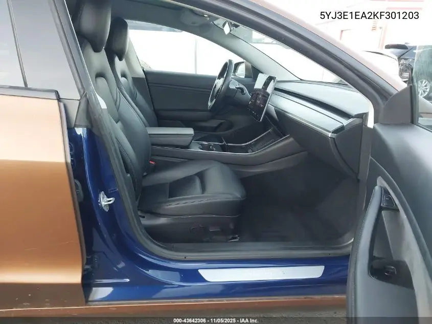 5YJ3E1EA2KF301203 2019 Tesla Model 3 Long Range/Mid Range/Standard Range/Standard Range Plus