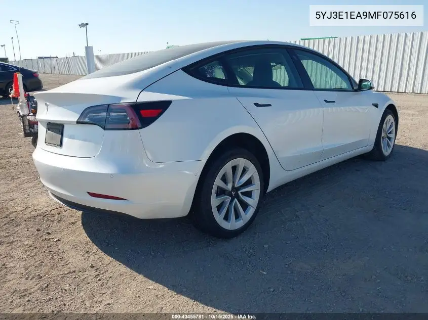 5YJ3E1EA9MF075616 2021 Tesla Model 3 Standard Range Plus Rear-Wheel Drive
