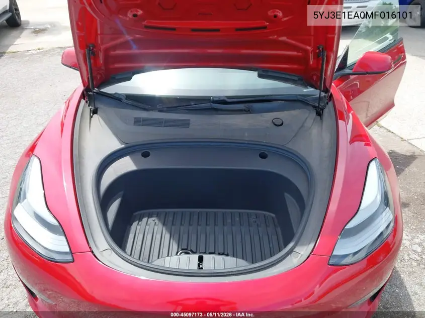 5YJ3E1EA0MF016101 2021 Tesla Model 3 Standard Range Plus Rear-Wheel Drive