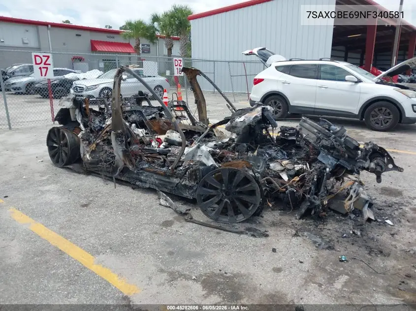2022 Tesla Model X Plaid Tri Motor All-Wheel Drive VIN: 7SAXCBE69NF340581 Lot: 45282606