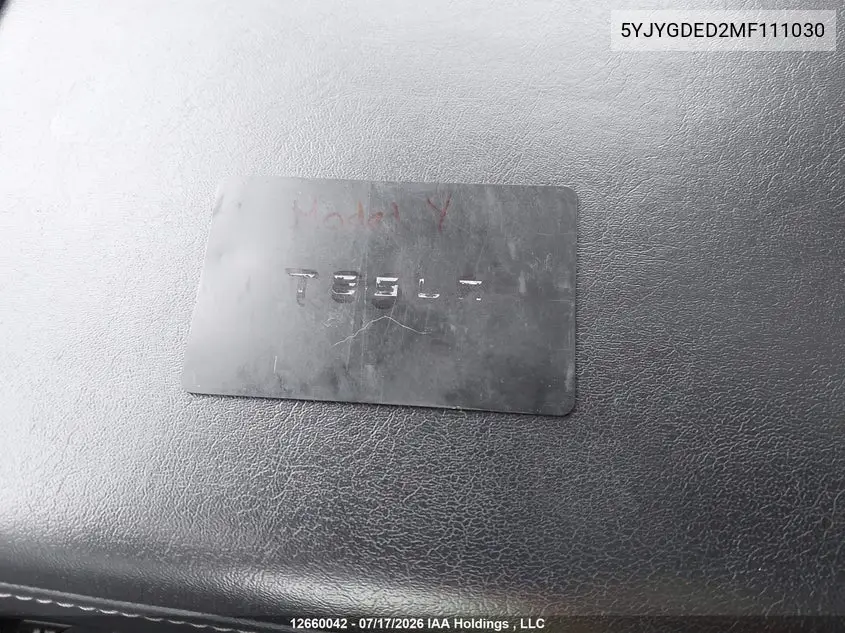 2021 Tesla Model Y Standard Range Rear-Wheel Drive VIN: 5YJYGDED2MF111030 Lot: 12660042