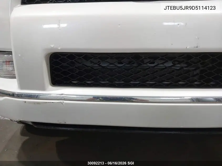 2013 Toyota 4Runner Sr5/Limited/Trail VIN: JTEBU5JR9D5114123 Lot: 30092213