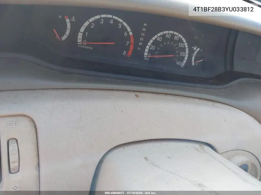 2000 Toyota Avalon Xl VIN: 4T1BF28B3YU033812 Lot: 45640037