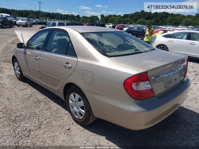 2004 Toyota Camry Le VIN: 4T1BE32K54U307636 Lot: 45444050