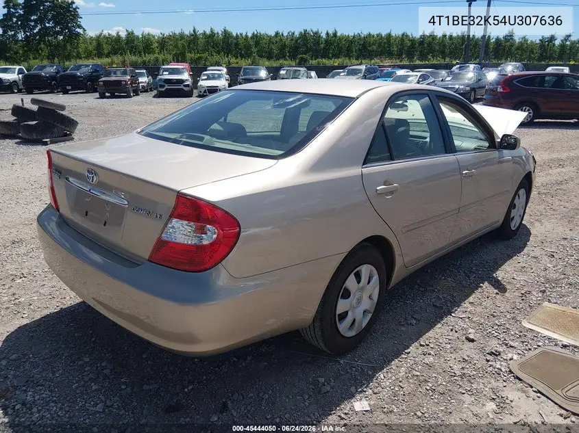 2004 Toyota Camry Le VIN: 4T1BE32K54U307636 Lot: 45444050