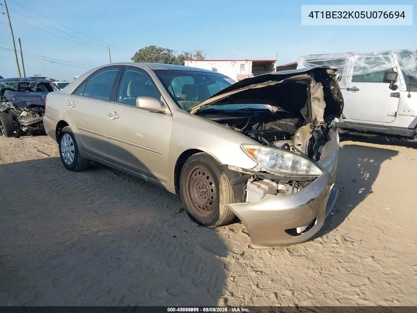 4T1BE32K05U076694 2005 Toyota Camry Xle