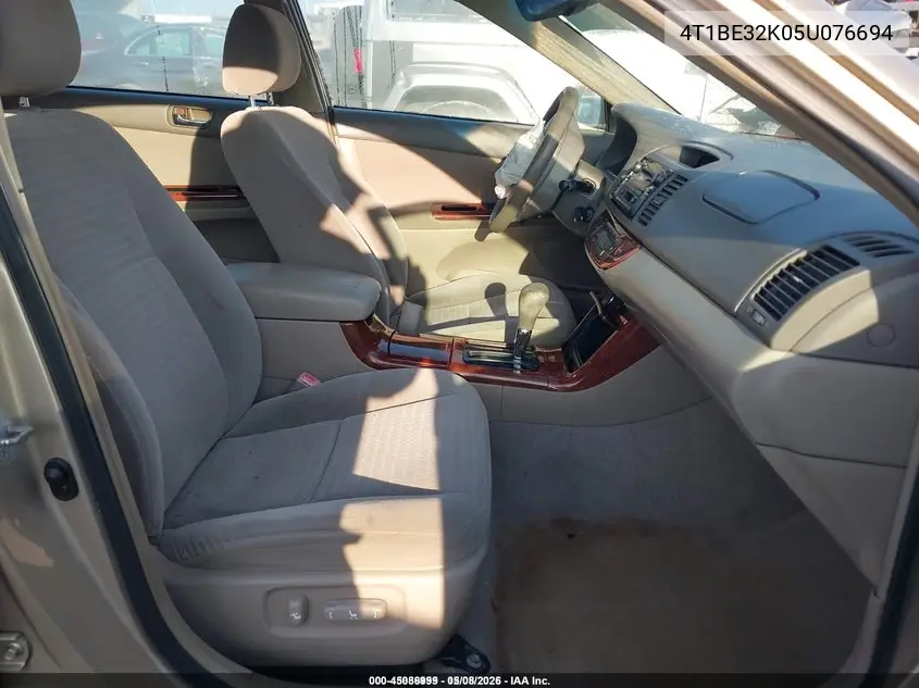 4T1BE32K05U076694 2005 Toyota Camry Xle