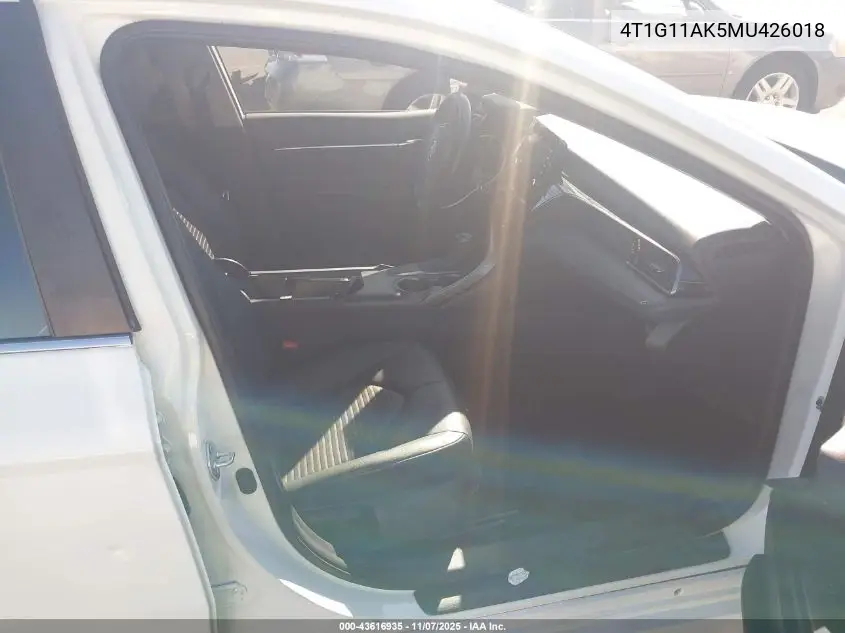 4T1G11AK5MU426018 2021 Toyota Camry Se