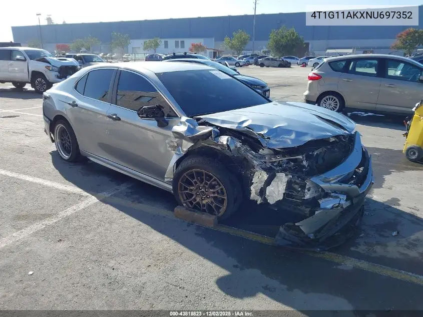 4T1G11AKXNU697352 2022 Toyota Camry Se