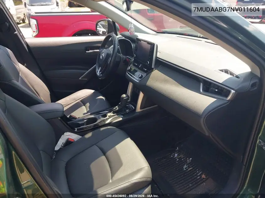 2022 Toyota Corolla Cross Xle VIN: 7MUDAABG7NV011604 Lot: 45436092