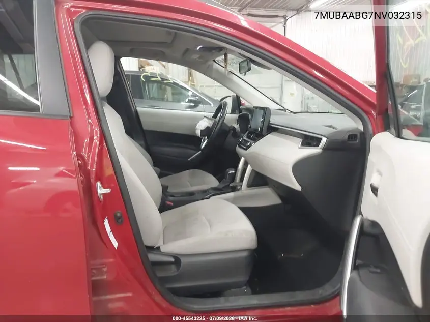 2022 Toyota Corolla Cross Le VIN: 7MUBAABG7NV032315 Lot: 45543225