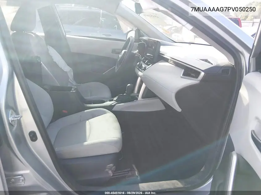 2023 Toyota Corolla Cross L VIN: 7MUAAAAG7PV050250 Lot: 45451616