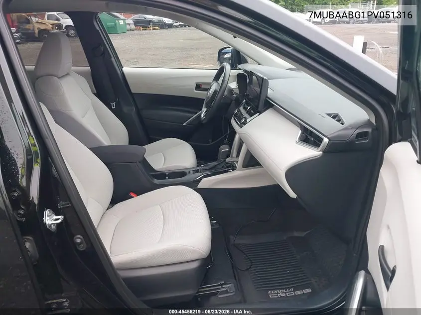 2023 Toyota Corolla Cross Le VIN: 7MUBAABG1PV051316 Lot: 45456219