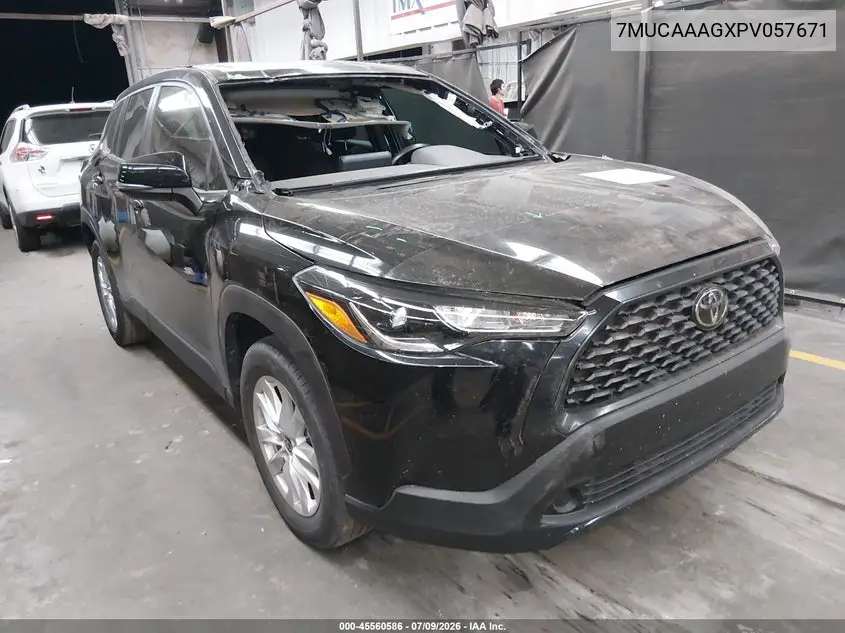 2023 Toyota Corolla Cross Le VIN: 7MUCAAAGXPV057671 Lot: 45560586