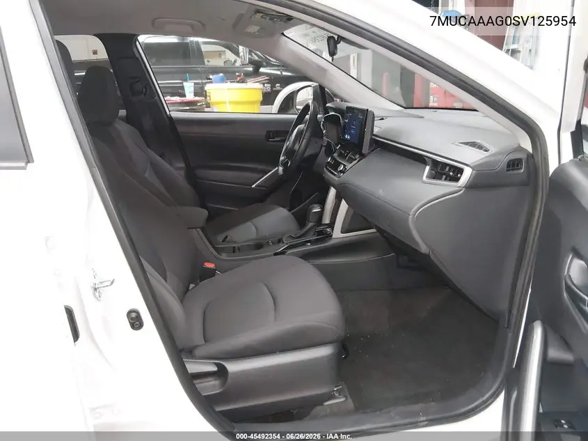 2025 Toyota Corolla Cross Le VIN: 7MUCAAAG0SV125954 Lot: 45492354