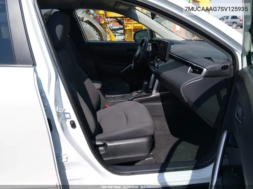 2025 Toyota Corolla Cross Le VIN: 7MUCAAAG7SV125935 Lot: 45573849