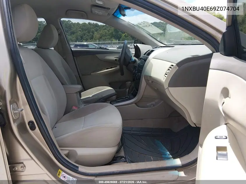 2009 Toyota Corolla Le VIN: 1NXBU40E69Z074704 Lot: 45626569