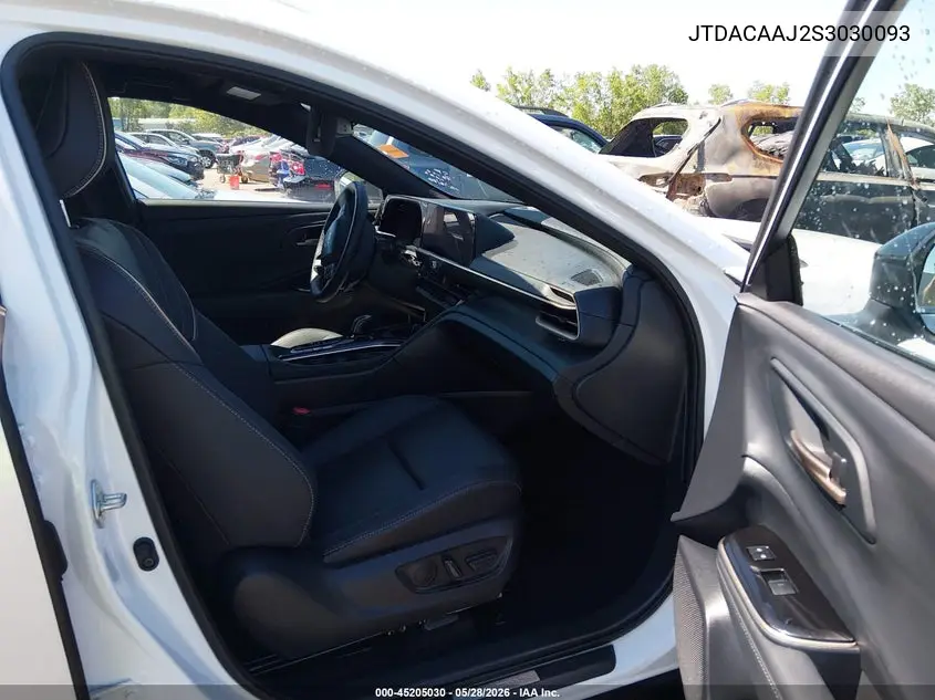 2025 Toyota Crown Signia Xle VIN: JTDACAAJ2S3030093 Lot: 45205030